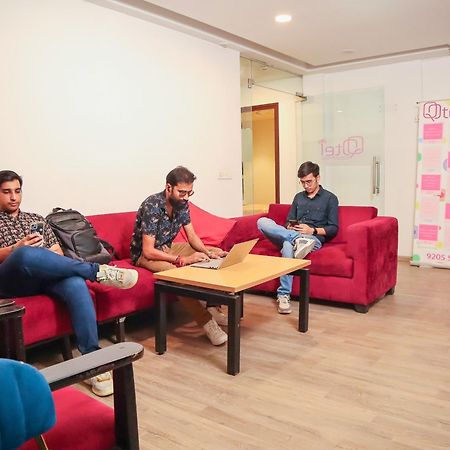 Hotel La Serene By Qotel-Gagan Vihar Anand Vihar Нью-Дели Экстерьер фото